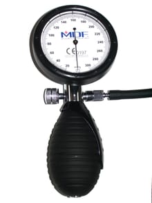 Contec 08C wrist blood pressure monitor